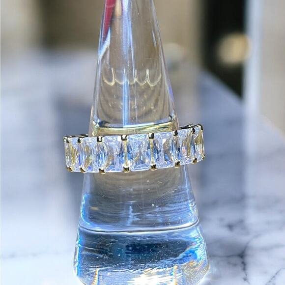 CZ Eternity Wedding Band 6MM Stones Size 9 NEW - Picture 5 of 8